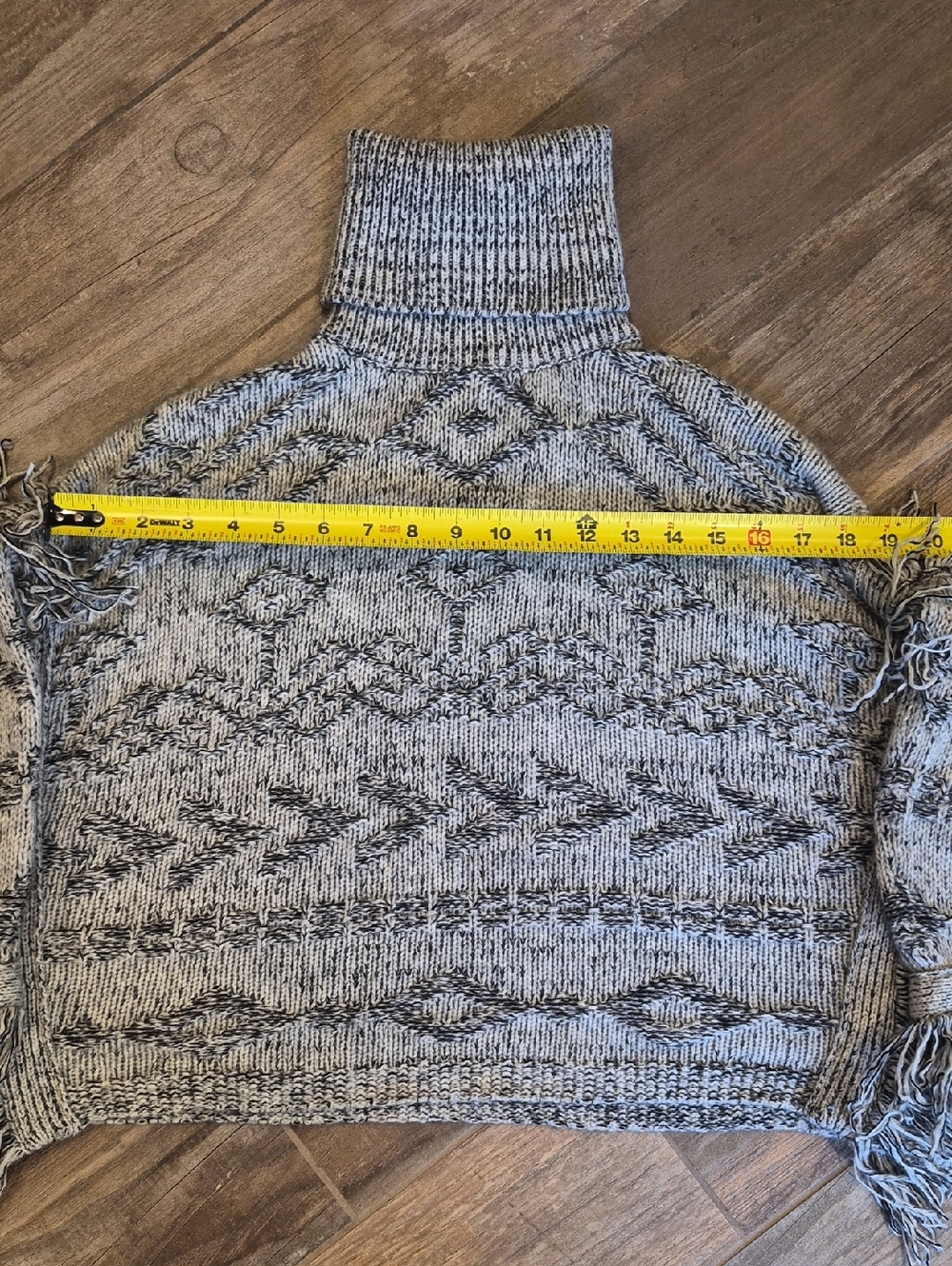 Lucky Brand Gray Wool & Cashmere Turtleneck Bohemian Poncho Sweater, Small - Picture 9 of 12